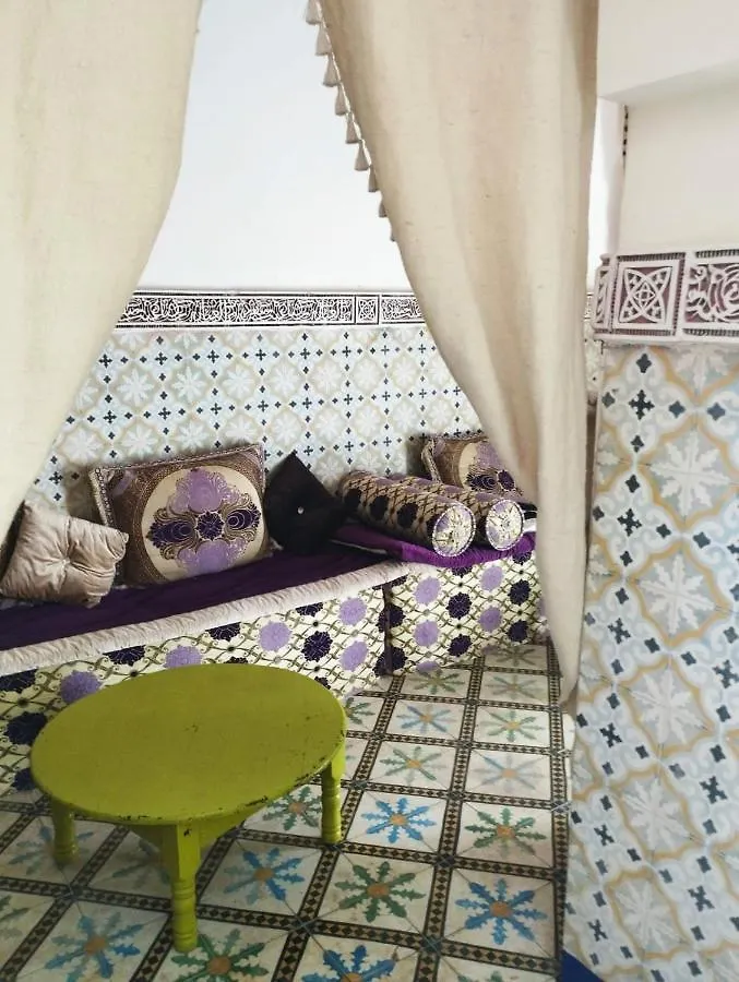 Riad Bouchouari 33 Marrakesh 3*,